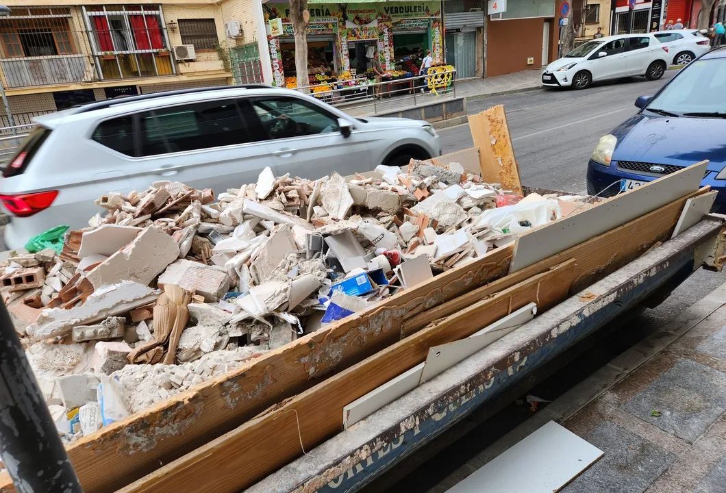 Overfylt container