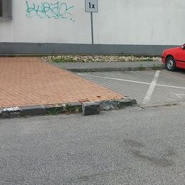 Curb already damaged